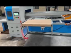 Macchina automatica per il taglio di blocchi di pallet di legno