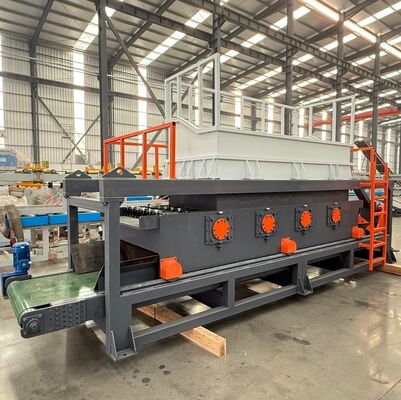 Electric Motor Wood Shaving Machine with Protective Covers and 200 to 4000kg/hour Capacity for Industrial Use