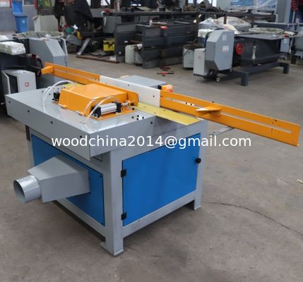 Macchine per il solco automatico di pallet in legno