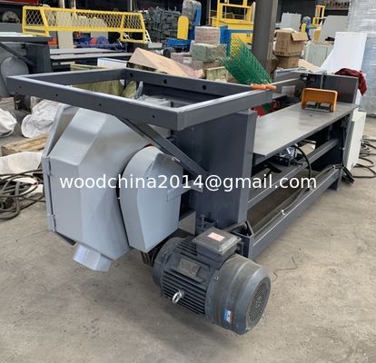 Macchina per lo smontaggio dei pallet, disassemblatore di pallet, lavorazione dei pallet Larghezza del pallet 1750 mm