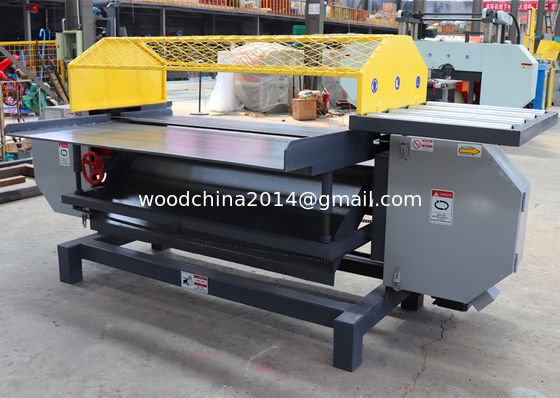 Dismontaggio di pallet di legno Maschina per segare pallet di taglio per chiodi Dismontaggio di pallet di legno Larghezza massima 1750 mm