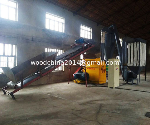 Macchina di frantumazione di polvere di legno con raccoglitore di polvere di legno per pellet di legno