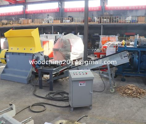 Macchina di triturazione di pallet di legno di buona qualità e prezzo conveniente in vendita, Trinciatrice per il riciclaggio di pallet sprecati