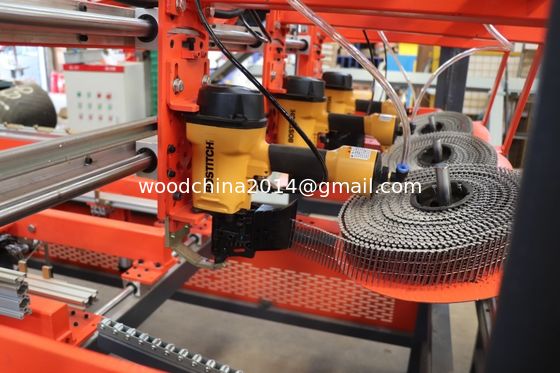 Pallet automatico dei semi che inchioda macchina, inchiodante macchina per il pallet di legno, macchina per inchiodare il pallet
