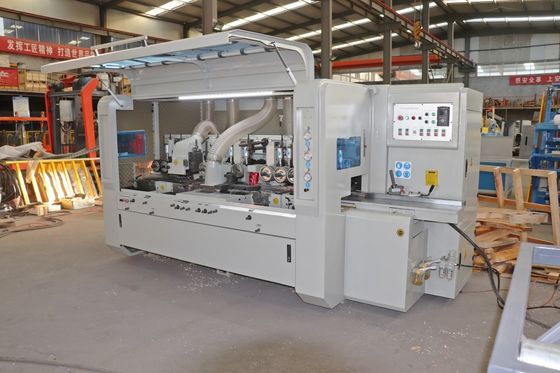 Macchina per la lavorazione del legno ad alta precisione a 4 lati