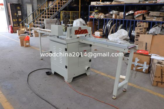 Macchine automatiche per seghe di legno
