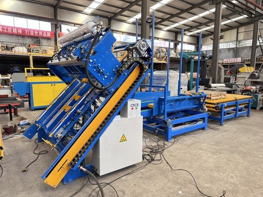 Macchina automatica di fabbricazione di pallet di legno statunitense