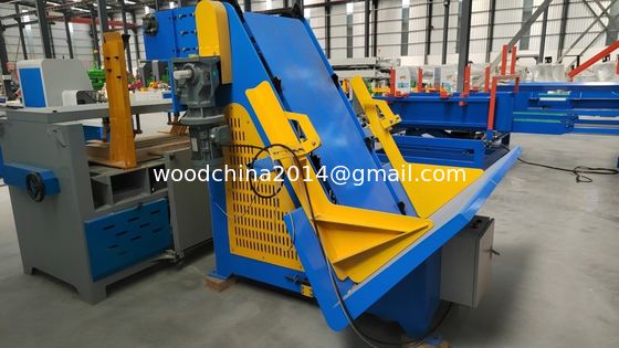 Macchina per il taglio di legno con sistema di alimentazione automatico in vendita