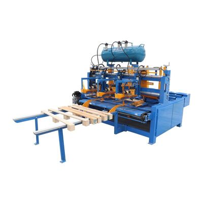 Macchina per la produzione di pallet in legno per uso pesante con struttura robusta e tecnologia di taglio preciso per la produzione di pallet