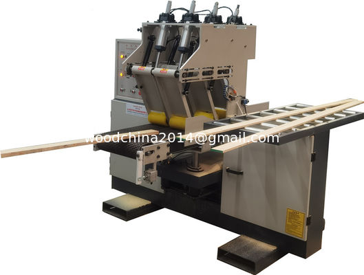 Fabbricazione di macchine per la segatura a banda